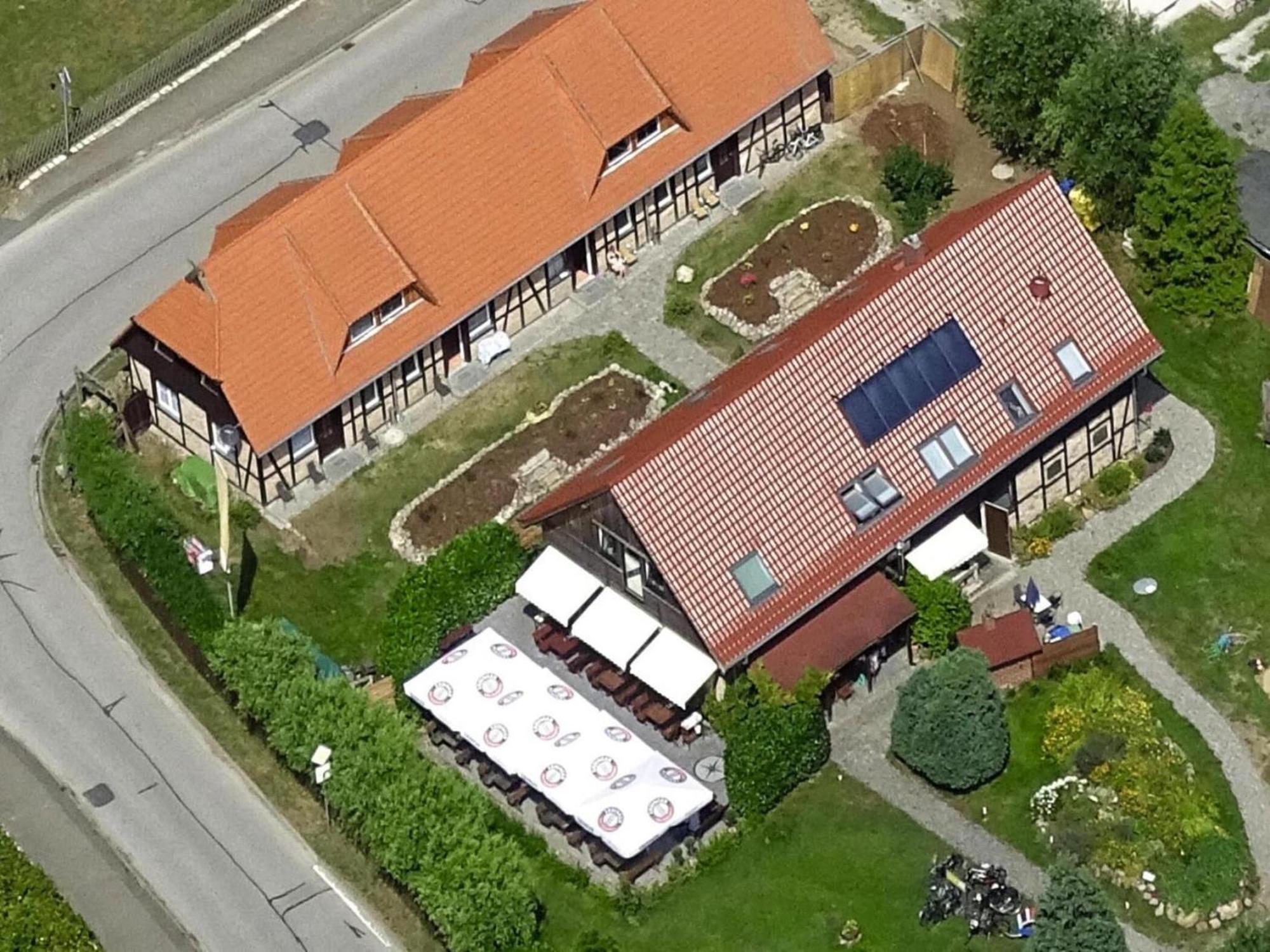 Farmstay Neuendorfkrug, Luetow Lutow Exterior foto